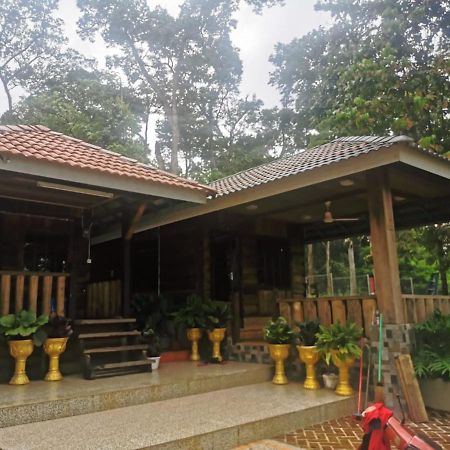 Homestay Dusun Ana Balun Slim River Exterior foto