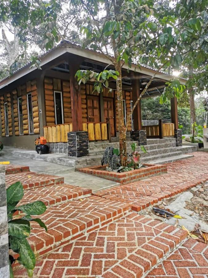 Homestay Dusun Ana Balun Slim River Exterior foto