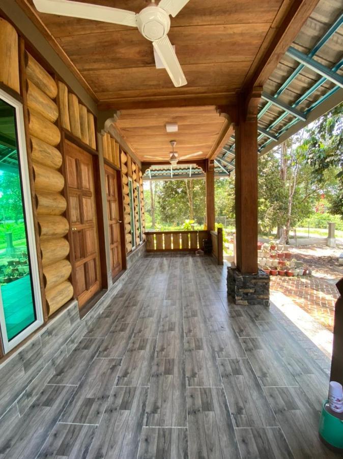 Homestay Dusun Ana Balun Slim River Exterior foto